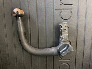 Mitsubishi Eclipse Cross Top 4WD *ACC*HEAD-UP*AHK*NAVI*LED*