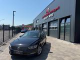 Volkswagen Passat Comfortline*SHZG*8-FACH*S&S*BLACK*PDC*TOP - Volkswagen Passat: 8