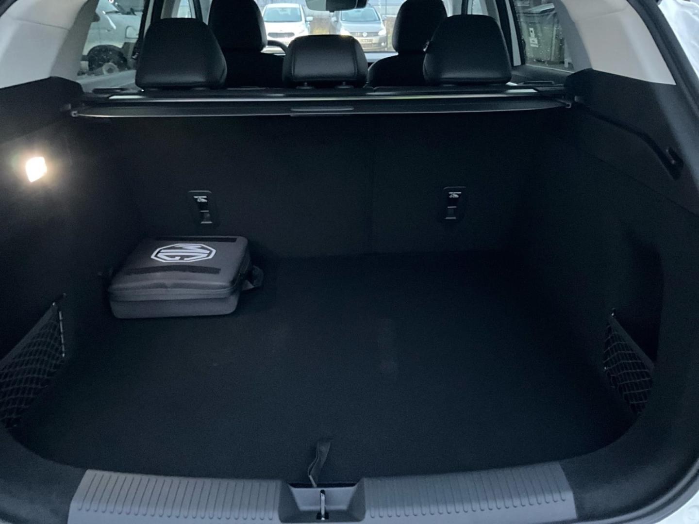 MG HS PHEV LUXURY Navi Leder 360 Kamera LED DAB, миниатюра 12