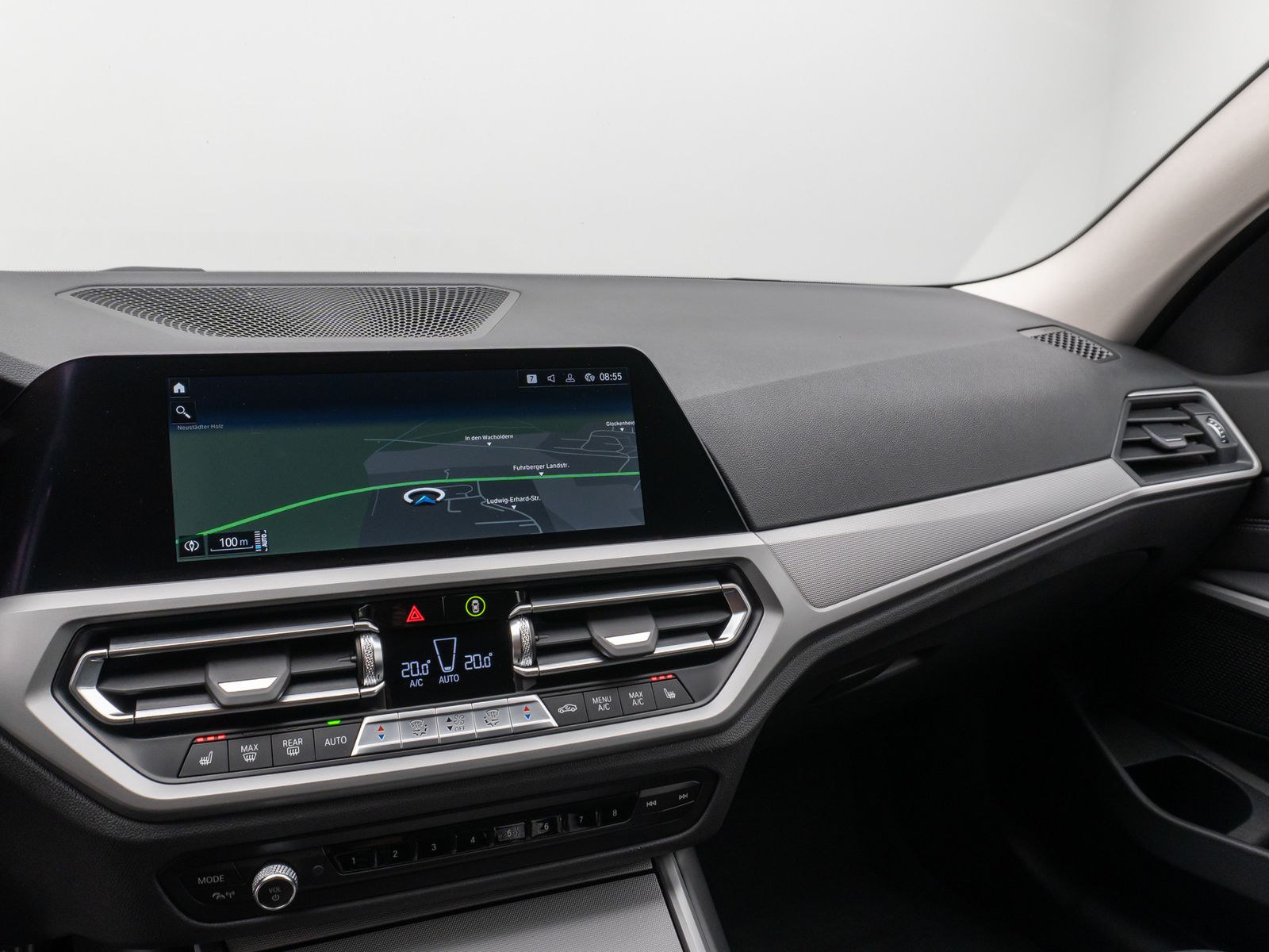 Fahrzeugabbildung BMW 320e Kamera Leder DAB Alarm DrivAssistent Sport
