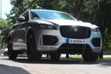 Jaguar F-PACE R-Sport - silberne Jaguar F-Pace