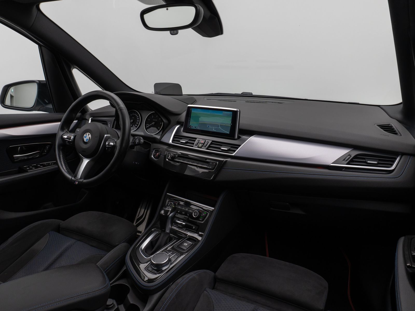 Fahrzeugabbildung BMW 218d Gran Tourer M Sport Kamera HUD AHK Stop&Go