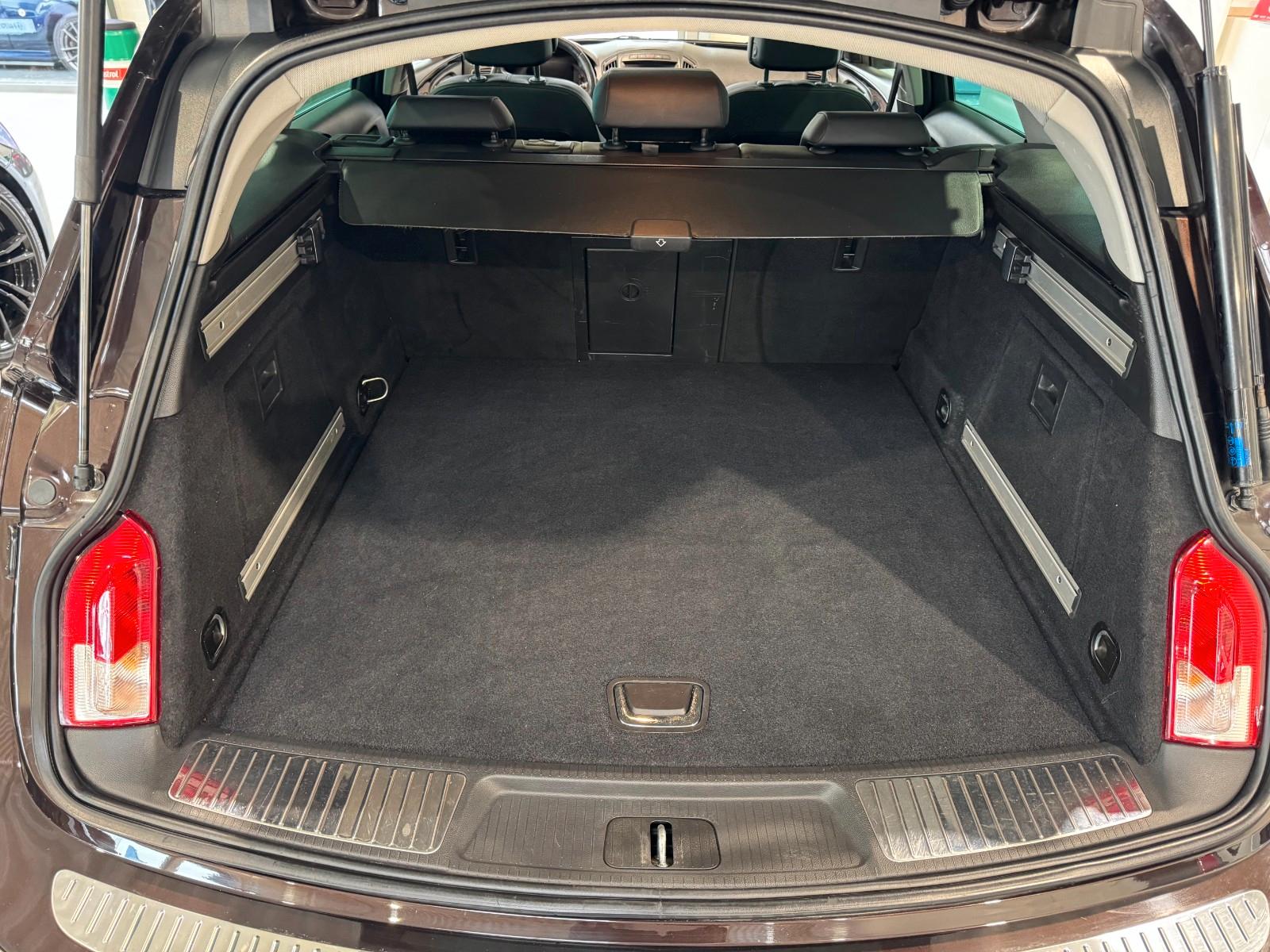 Opel Insignia A Sports Business KAMERA/Bose/Xeno/NAVI