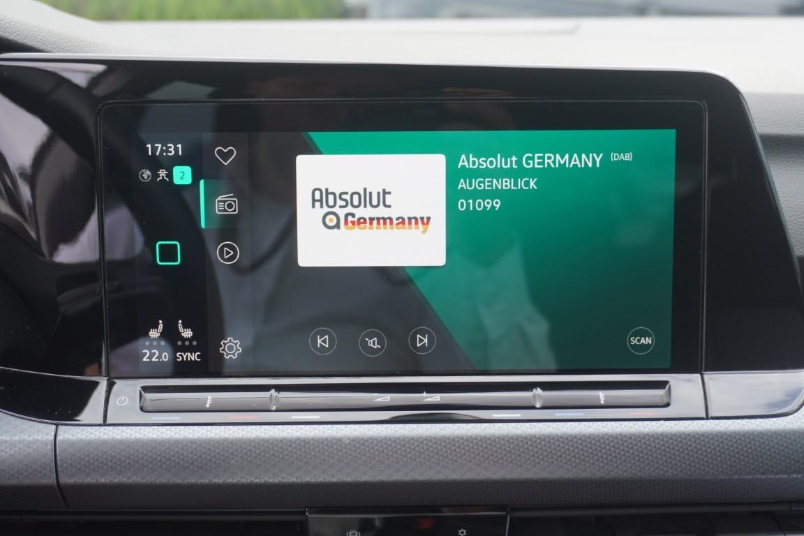 Volkswagen Golf VIII 1.5 eTSI DSG Active LED Standheizung, миниатюра 21