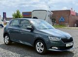 Skoda Fabia Style KLIMA KAMERA KEYLESS APPS LED - : Schaltgetriebe