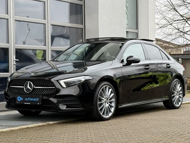 Mercedes-Benz A 250e LIM.*3x AMG*PANO*KAM*BURMESTER*MEMORY*19'