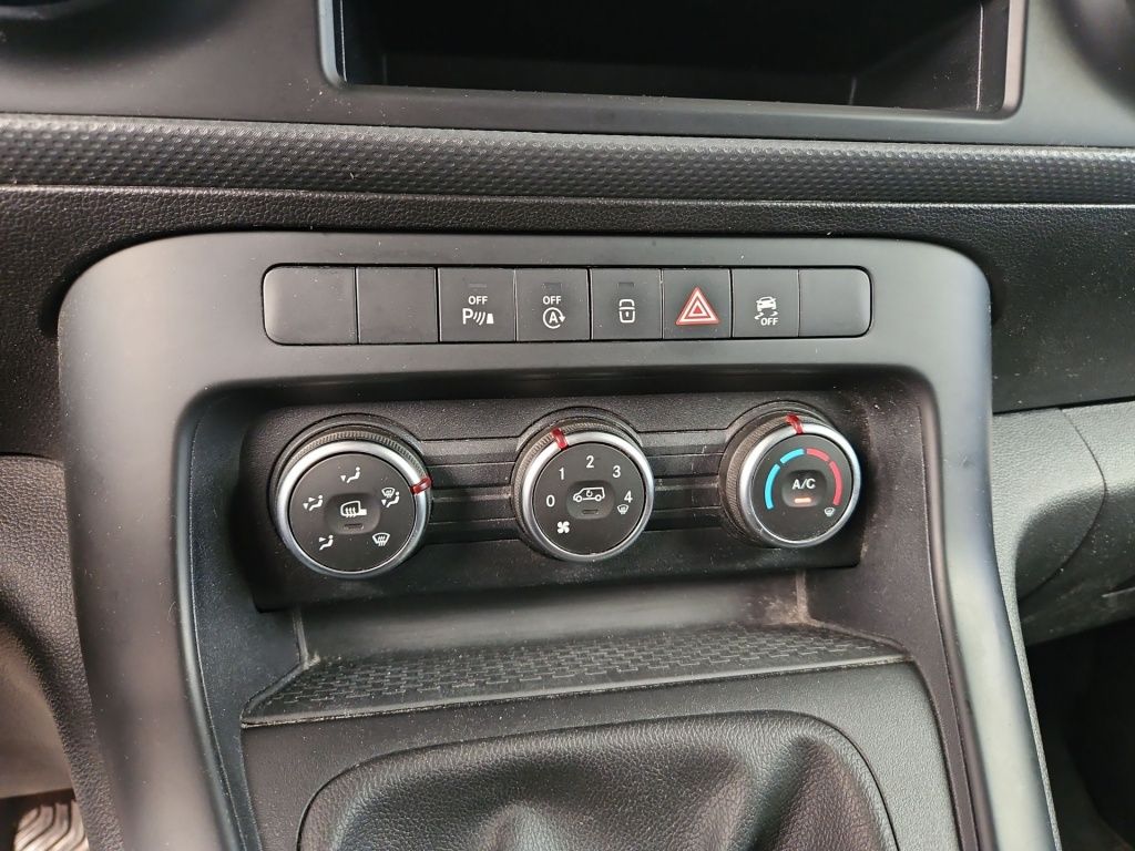 Fahrzeugabbildung Mercedes-Benz Citan 108 Kasten BASE Standard Klima PTS hi.