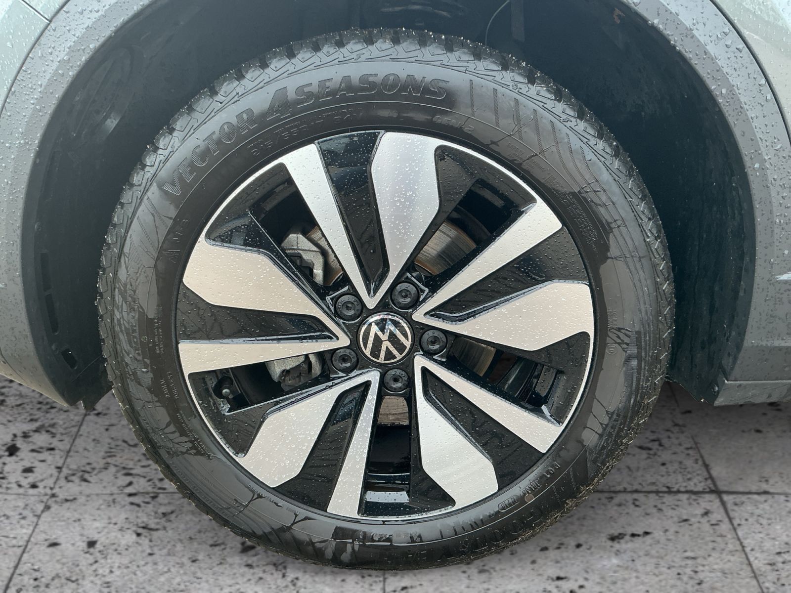 Volkswagen T-Roc - Bild 8