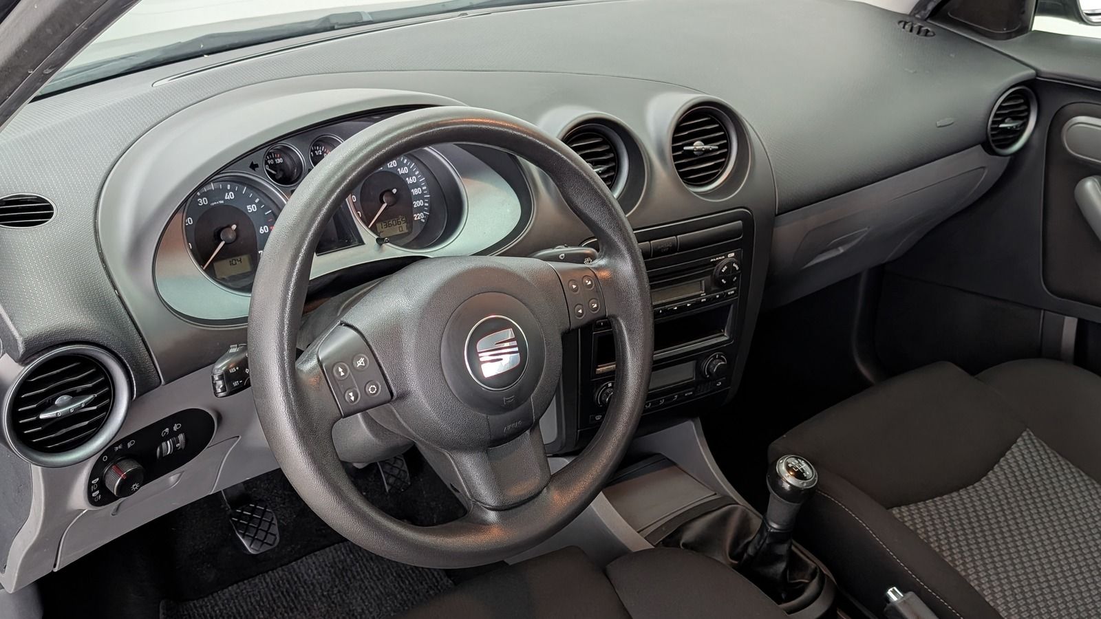 Fahrzeugabbildung SEAT Ibiza 1.4 16V * Klimaaut. * Tempomat * HU 04.27