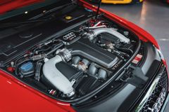 Fahrzeugabbildung Audi RS6 Avant 5.0 V10  *MWST./MISANOROT/CERAMIC*