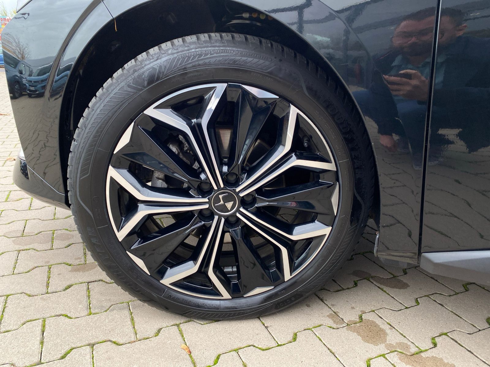 Fahrzeugabbildung DS Automobiles DS4