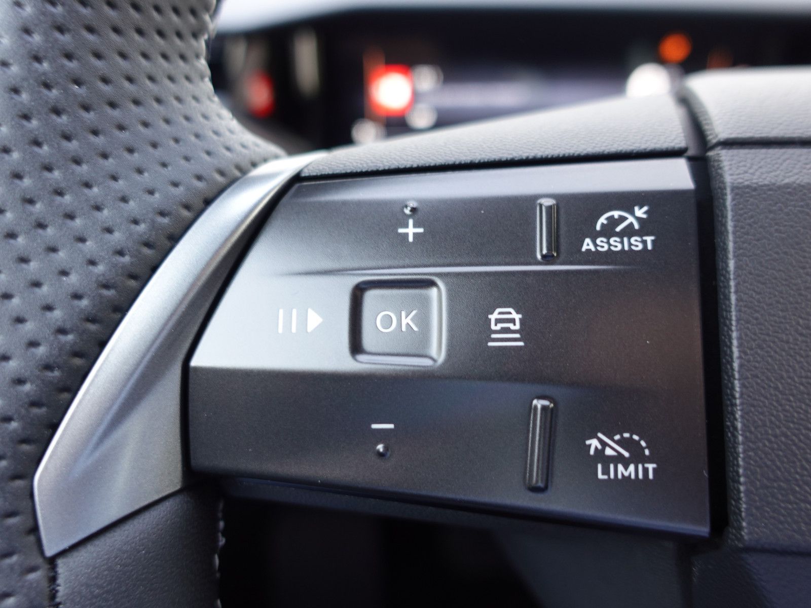 Fahrzeugabbildung Opel Grandland GS,Autom.Navi,Sitzh,Schiebedach,Headup