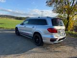 Mercedes-Benz GL 500 4MATIC -AMG Stil Paket-elekt.AHK-TOP - Mercedes-Benz GL 500 von privat