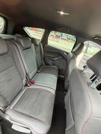 Ford Kuga - 12
