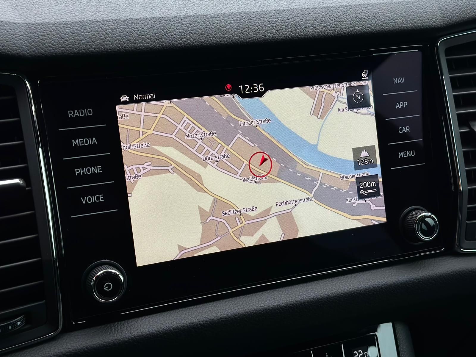 SKODA Kodiaq 2.0TSI SPORTLINE 4x4* LED#4xSHZ#FH#KEYLES - Image 13