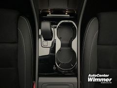 Foto Nummer 17: VOLVO XC 40