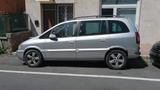 Opel Zafira 2.2 16V 7 POSTI - Opel Zafira aus 2005 mit Diesel-Antrieb