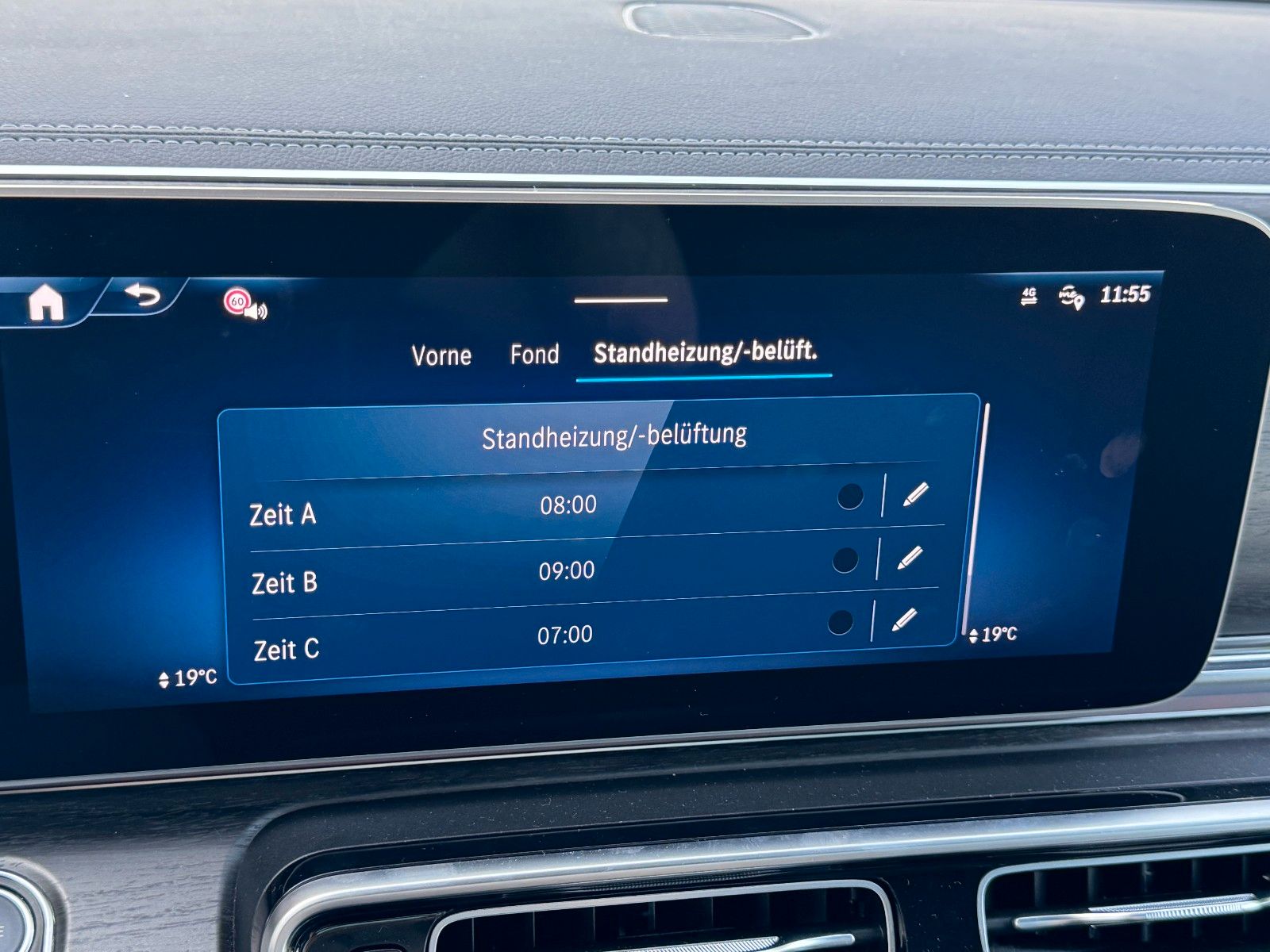 Fahrzeugabbildung Mercedes-Benz V 300 d 4MATIC AVA AMG AIRMATIC AHK DISTRONIC
