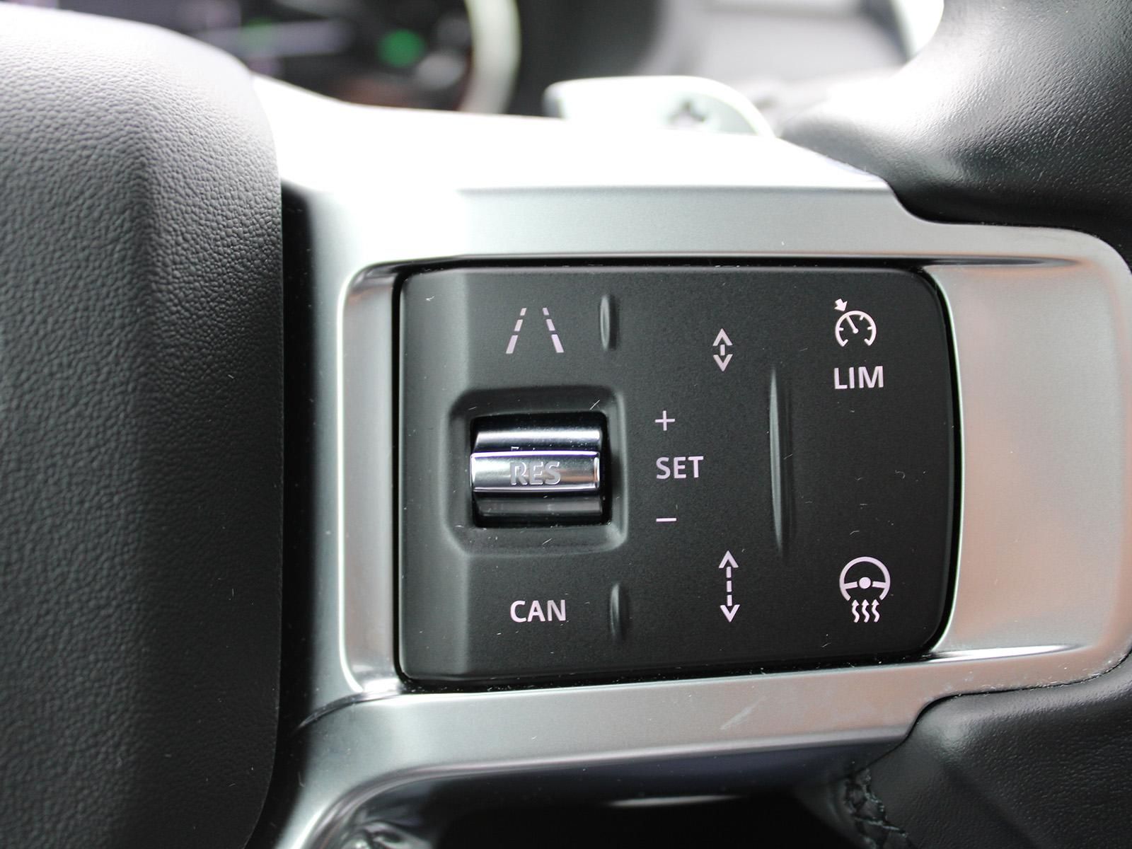Fahrzeugabbildung Land Rover Land Rover Discovery D300 AWD R-Dynamic SE