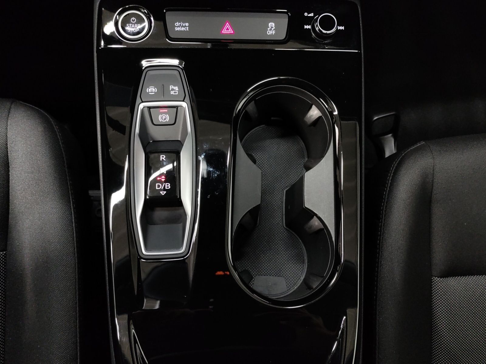 Audi Q6 e-tron - Bild 12