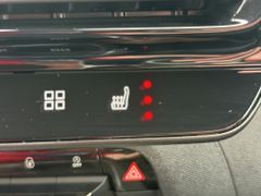 Fahrzeugabbildung Citroën C5 Aircross PT 130 EAT8 Shine Pack LEDER NAVI