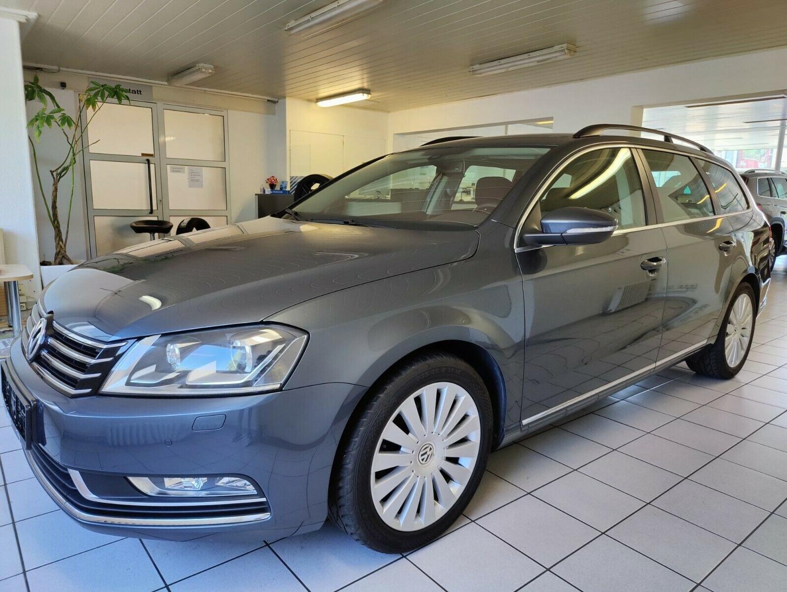 Volkswagen Passat Comfortline BlueMotion*NAVI*PDC*BI-Xenon