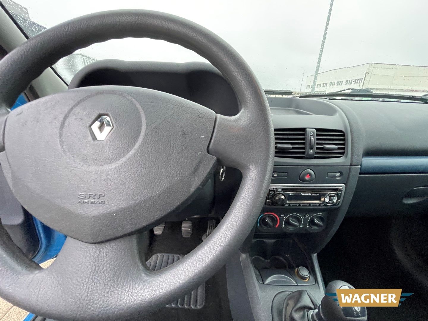 Fahrzeugabbildung Renault Clio II Authentique Klima TÜV 01/2026