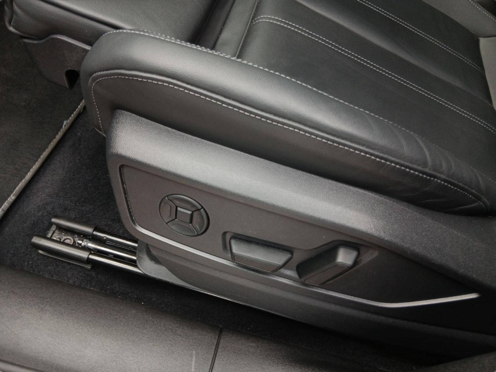 Audi Q5 - Bild 12