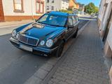 Mercedes-Benz E 430 T ELEGANCE Elegance - Mercedes E 430 mit Schiebedach