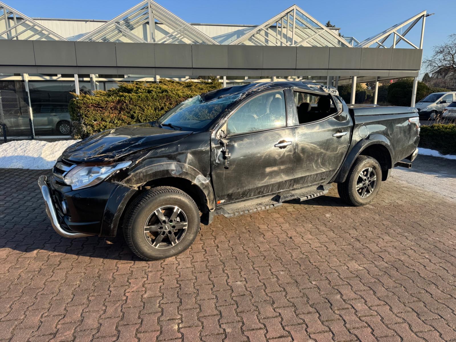 Mitsubishi L200 Plus Doppelkabine 4WD