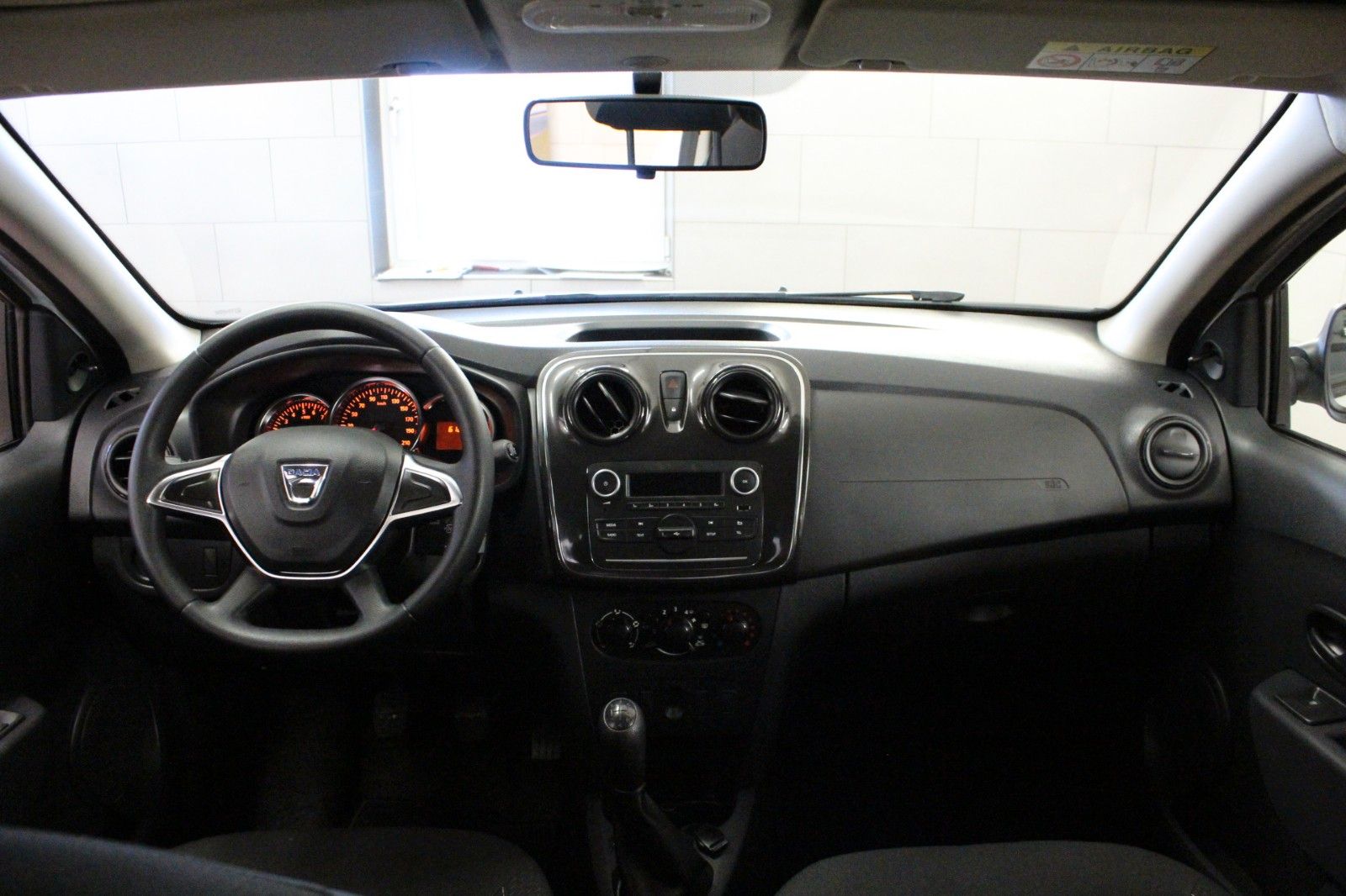 Fahrzeugabbildung Dacia Sandero TCE 100 Eco G*Klima*Radio/CD*LPG