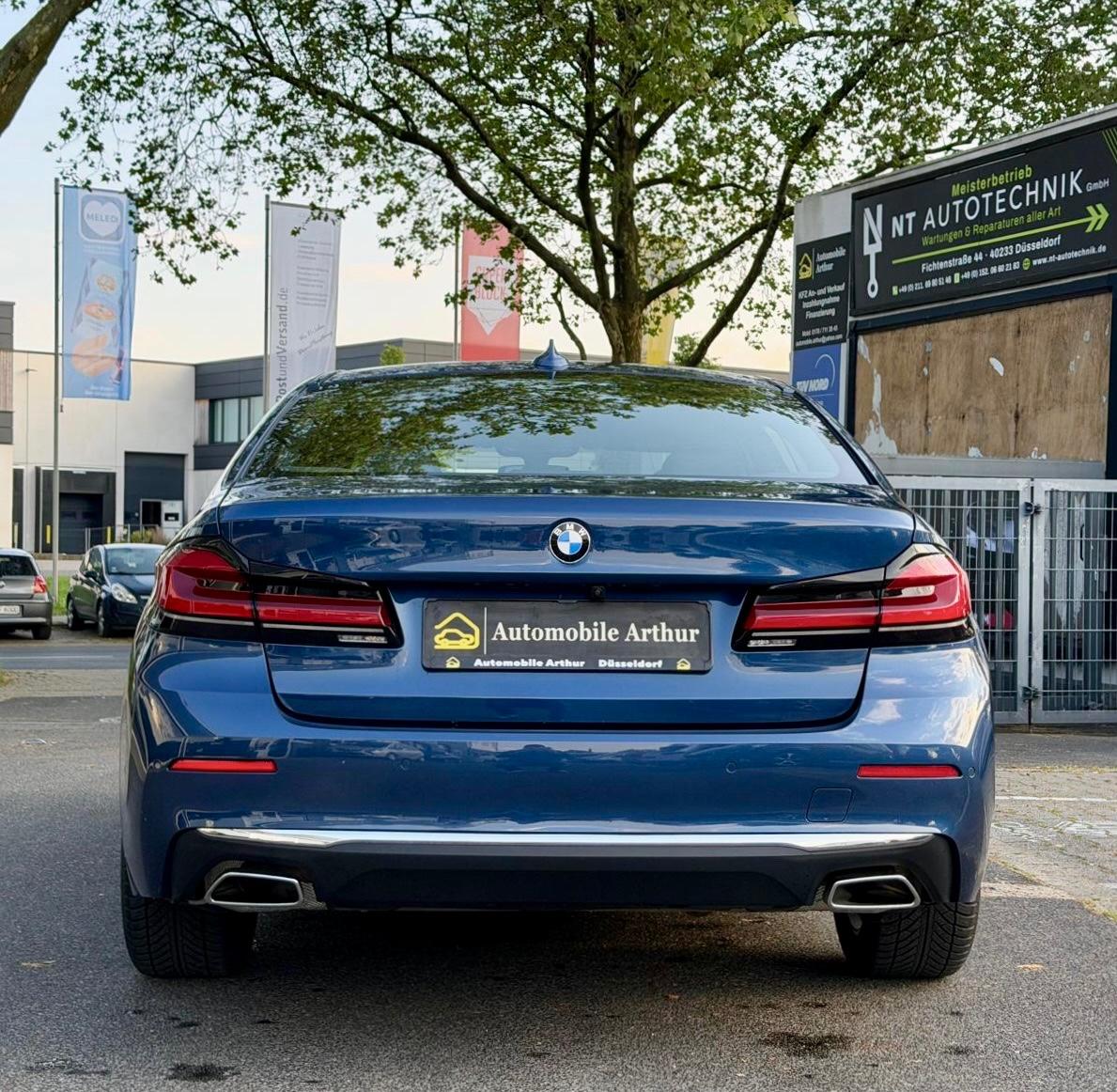 BMW 520 i Luxury Line*1.Hand*Erst 20 Tkm*LED*Navi*