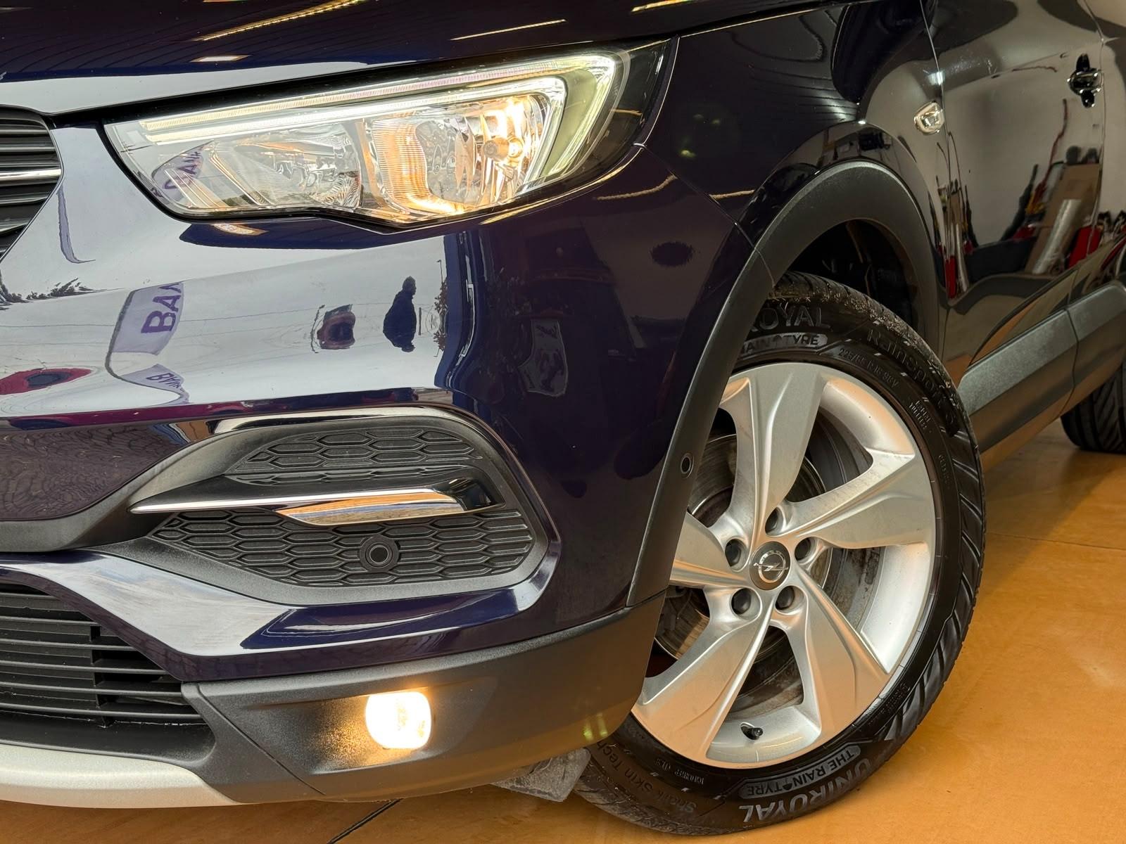 Opel Grandland (X) Design Line Automatik / R-Kamera