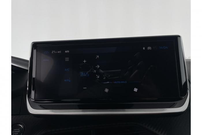 Peugeot 2008 GT (GT) 1.2 Hybrid 145 107kW (145 PS) e-...