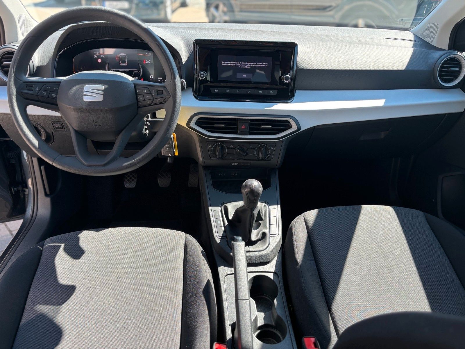 Fahrzeugabbildung SEAT Arona Reference