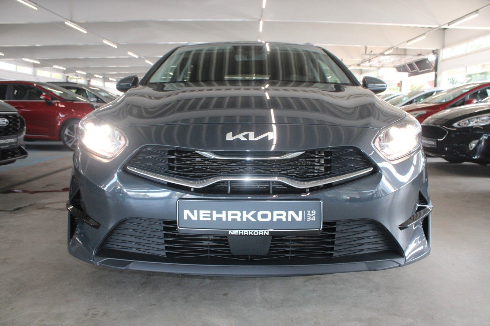 Fahrzeugabbildung Kia cee'd SW 1,5T Prestige Aut. SHZ LHZ ACC CAM uvm.