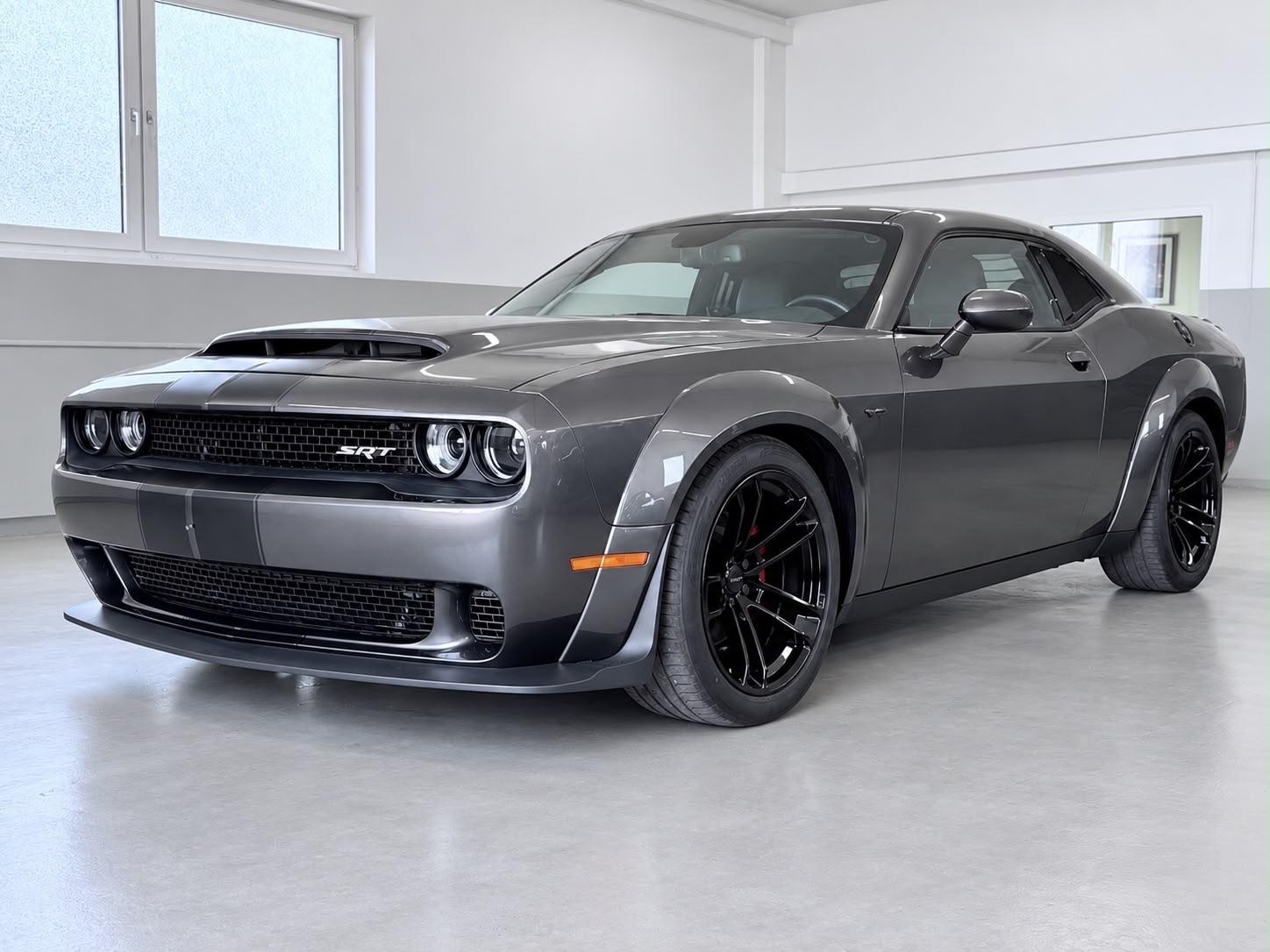 Dodge Challenger/Widebody
