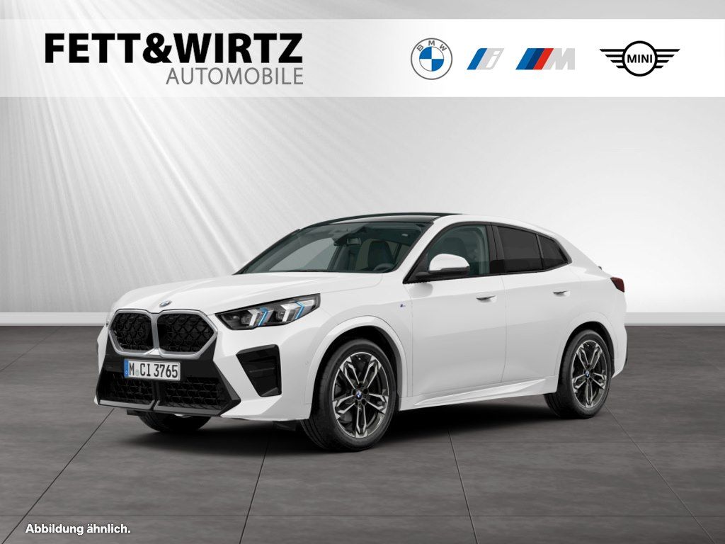 BMW X2 sDrive20i M Sport|AHK|Pano|H/K|19"LMR