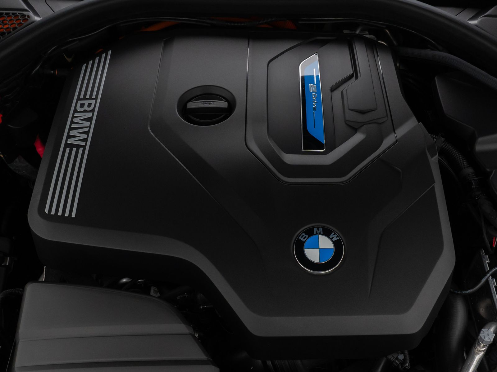 Fahrzeugabbildung BMW 320e xD SAG Kamera DAB Alarm DriveAs CockpitPlus