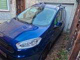 Ford Transit Courier - blaue Ford Transit Courier