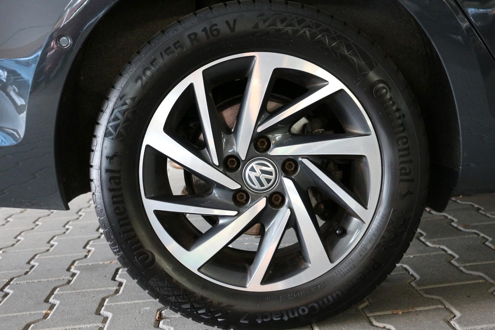 Volkswagen Golf VII Variant Sound 4Motion, Navi, LED, Cam.