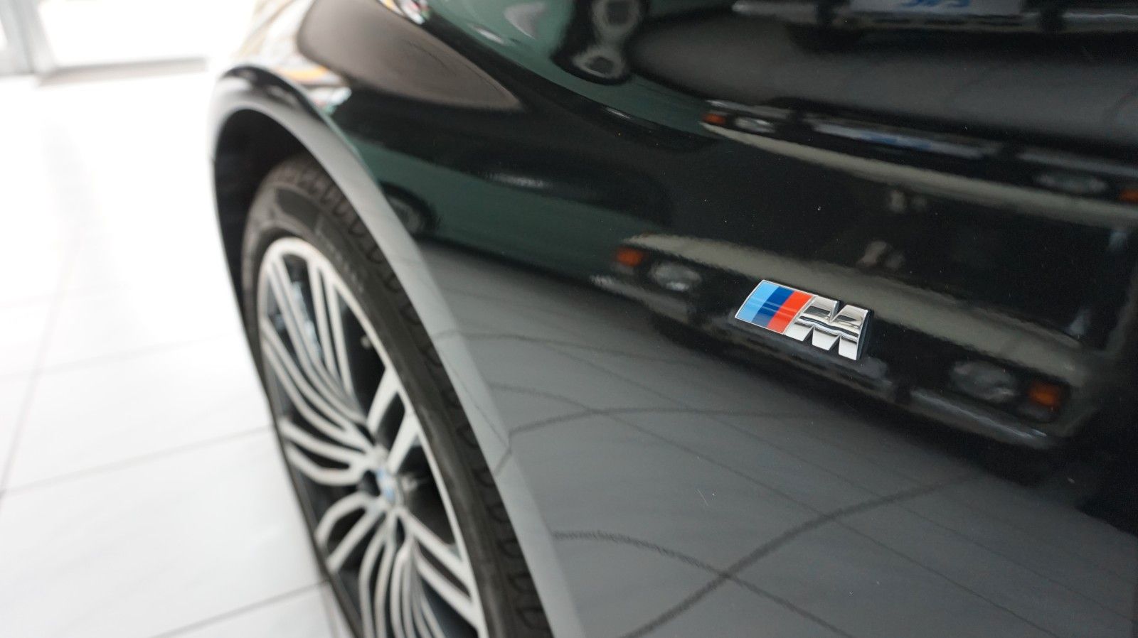Fahrzeugabbildung BMW 5 Limousine 530 d M Sport Scheckheft gepflegt