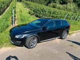 Volvo V60 Cross Country AWD D4 Geartronic Plus - Volvo V60 Cross Country von privat