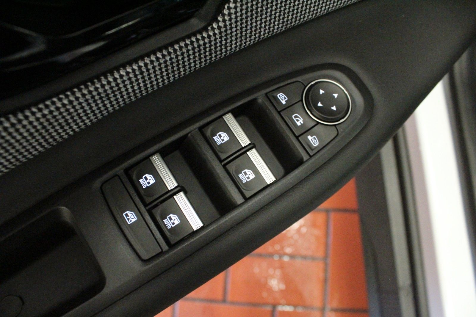 Fahrzeugabbildung Renault R 4 150 Comfort Range Iconic *Vollausstattung*