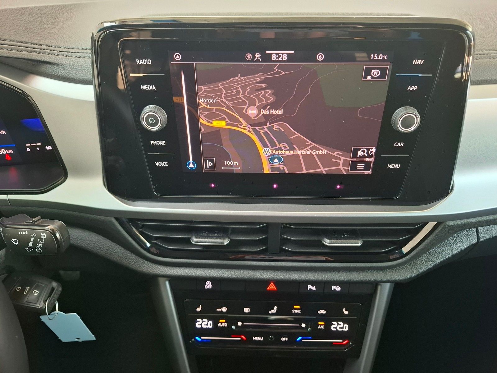 Fahrzeugabbildung Volkswagen T-Roc Life 1.0 TSI +Navi+Abg.Heckscheiben+Sitzh.