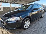Skoda Octavia Combi Active - Skoda Octavia: Active