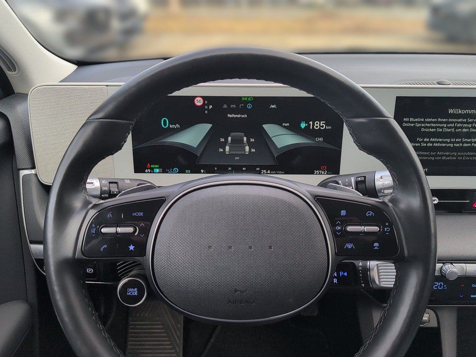 Fahrzeugabbildung Hyundai IONIQ 5 77kWh DYNAMIQ ASSIST-P 1HD NAV+CARPLAY++
