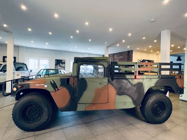 Fahrzeugabbildung Hummer Humvee H1  M998 mit TÜV und deutschen Papieren
