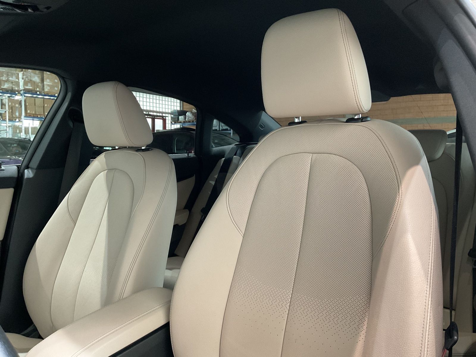 Fahrzeugabbildung BMW 220i xDrive Gran Coupé Luxury Line Head-Up HiFi