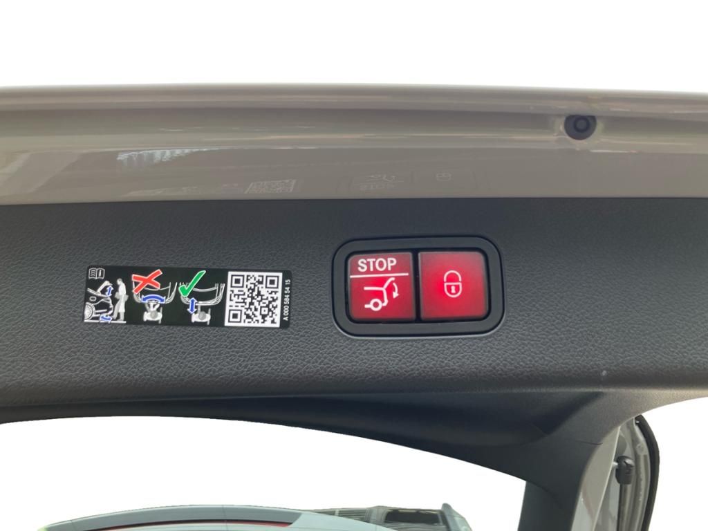 Fahrzeugabbildung Mercedes-Benz E 450 d 4M T AMG*Night*PanoD*Distr.*PDC*360°*AHK